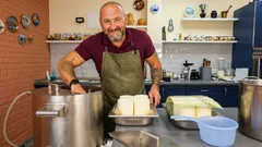 Domácí sýr bez frustracije: 4 najčešće početničke pogreške i što zaista pomaže